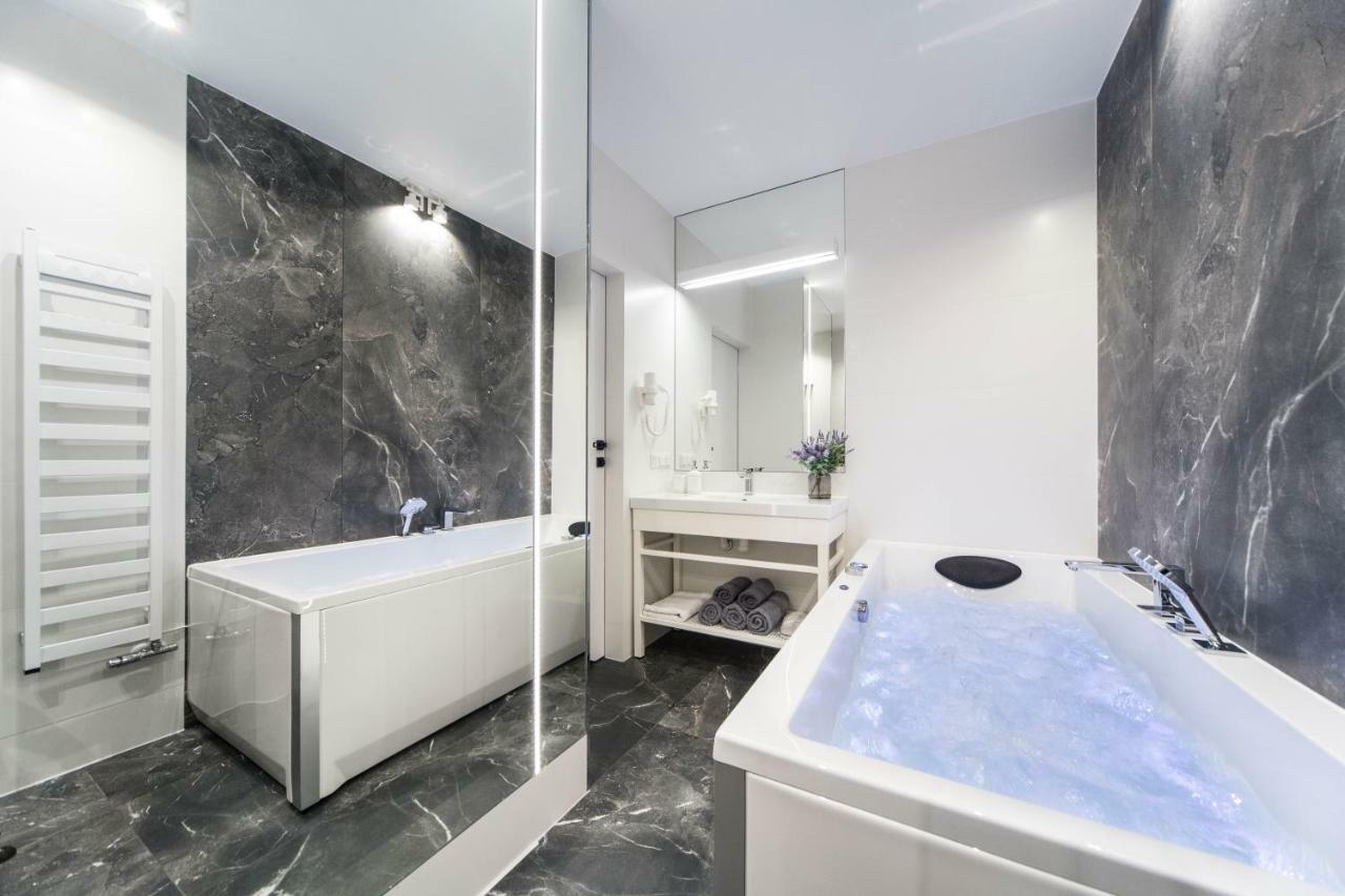 Jacuzzi Apartments Krakov Exteriér fotografie
